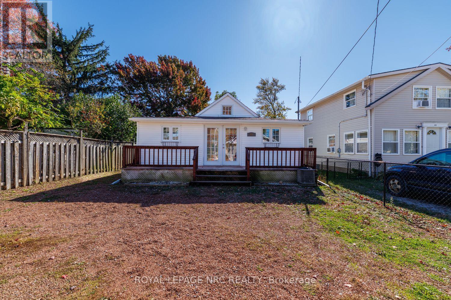 45 Conway Place, Fort Erie, Ontario  L0S 1B0 - Photo 4 - X14107270