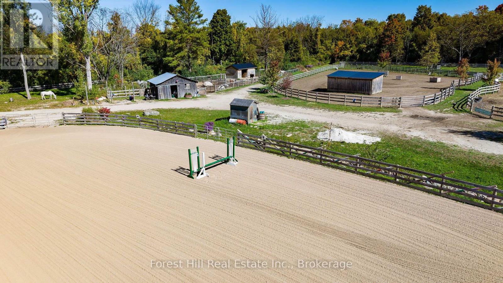 496629 Grey Road 2, Blue Mountains, Ontario N0H 1J0 - Photo 17 - X13243270