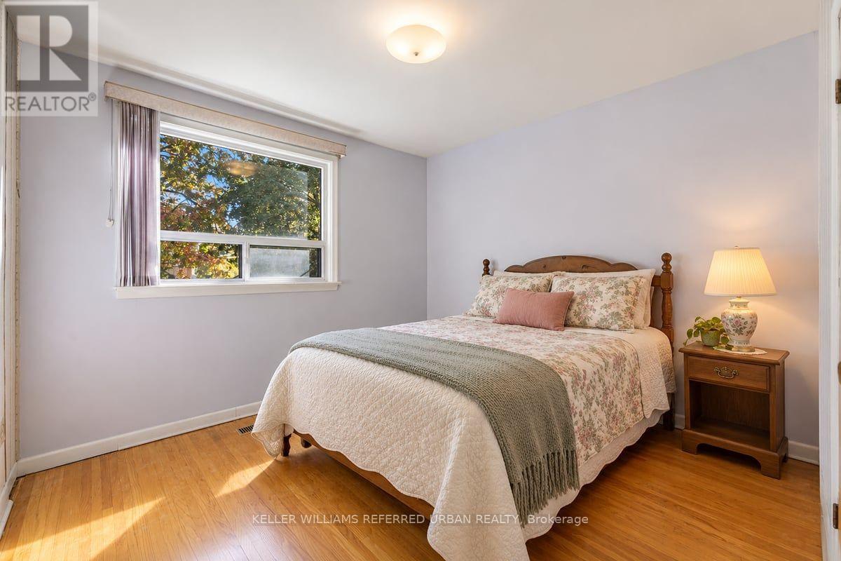 83 Santa Barbara Road, Toronto, Ontario  M2N 2C3 - Photo 15 - C14107186