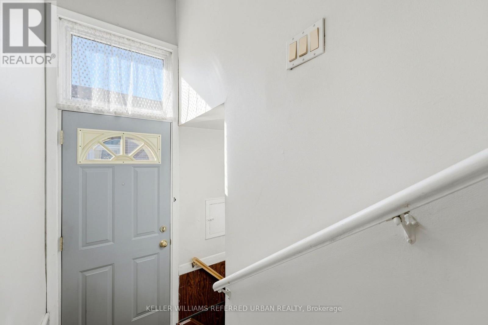 83 Santa Barbara Road, Toronto, Ontario  M2N 2C3 - Photo 21 - C14107186