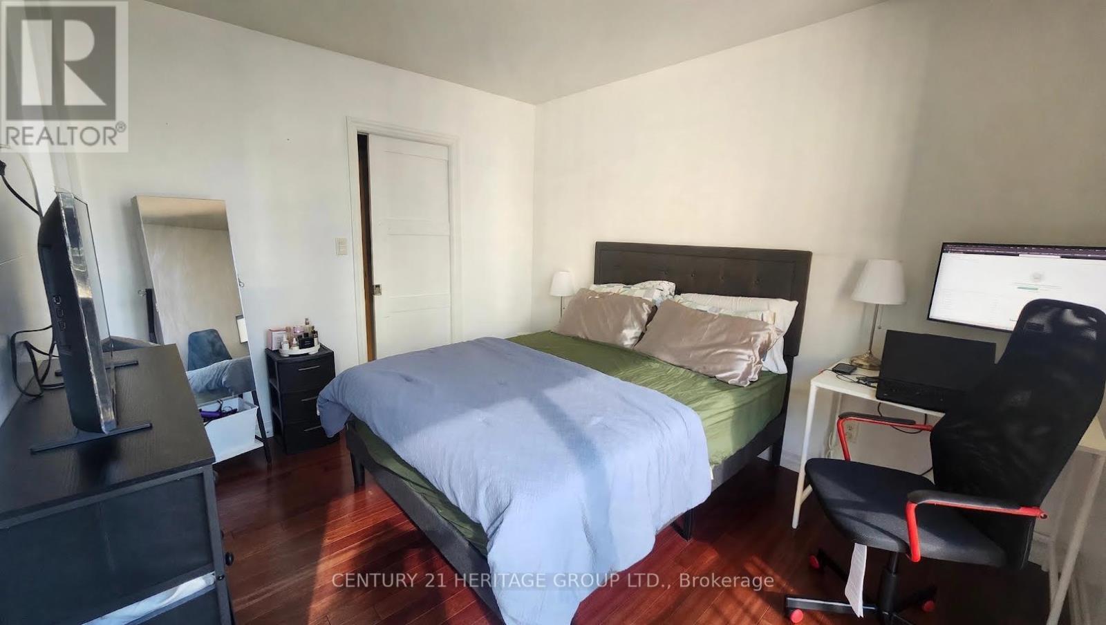 1822 - 33 Harbour Square, Toronto (Waterfront Communities), Ontario  M5J 2G2 - Photo 13 - C14107212