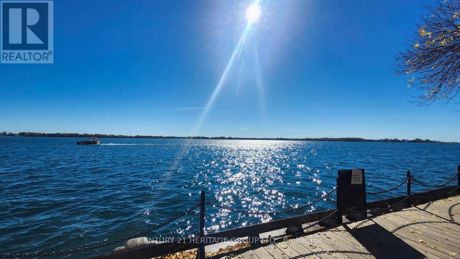 1822 - 33 Harbour Square, Toronto (Waterfront Communities), Ontario  M5J 2G2 - Photo 21 - C14107212