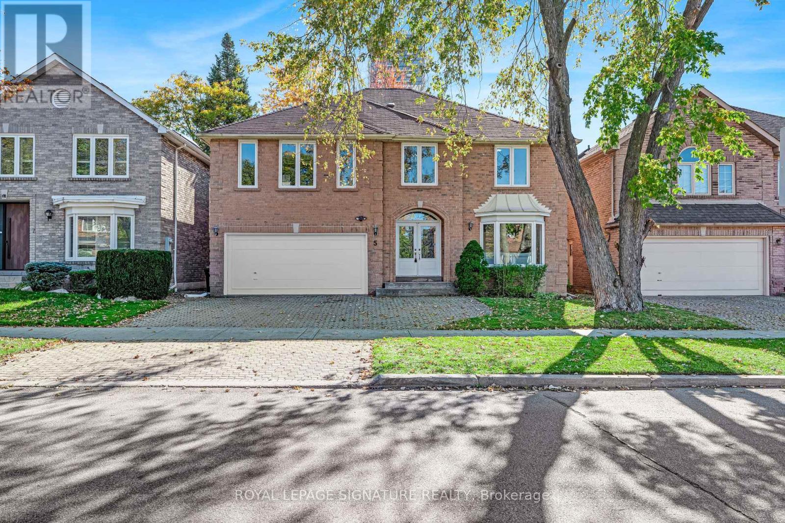5 PATRICK BOULEVARD, Toronto, Ontario