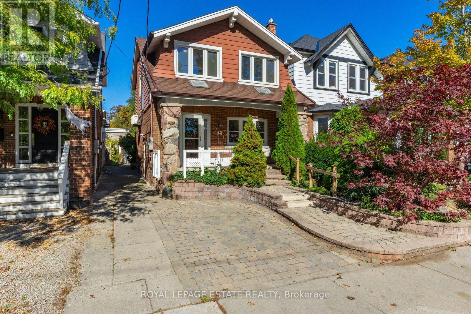 34 BRACKEN AVENUE, Toronto, Ontario