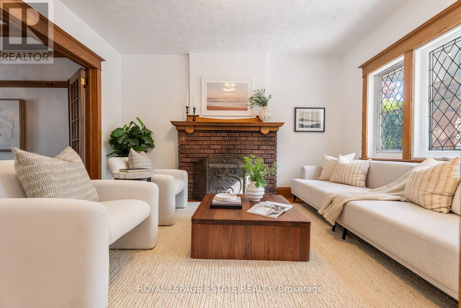 34 Bracken Avenue, Toronto, Ontario  M4E 1N5 - Photo 10 - E14107164