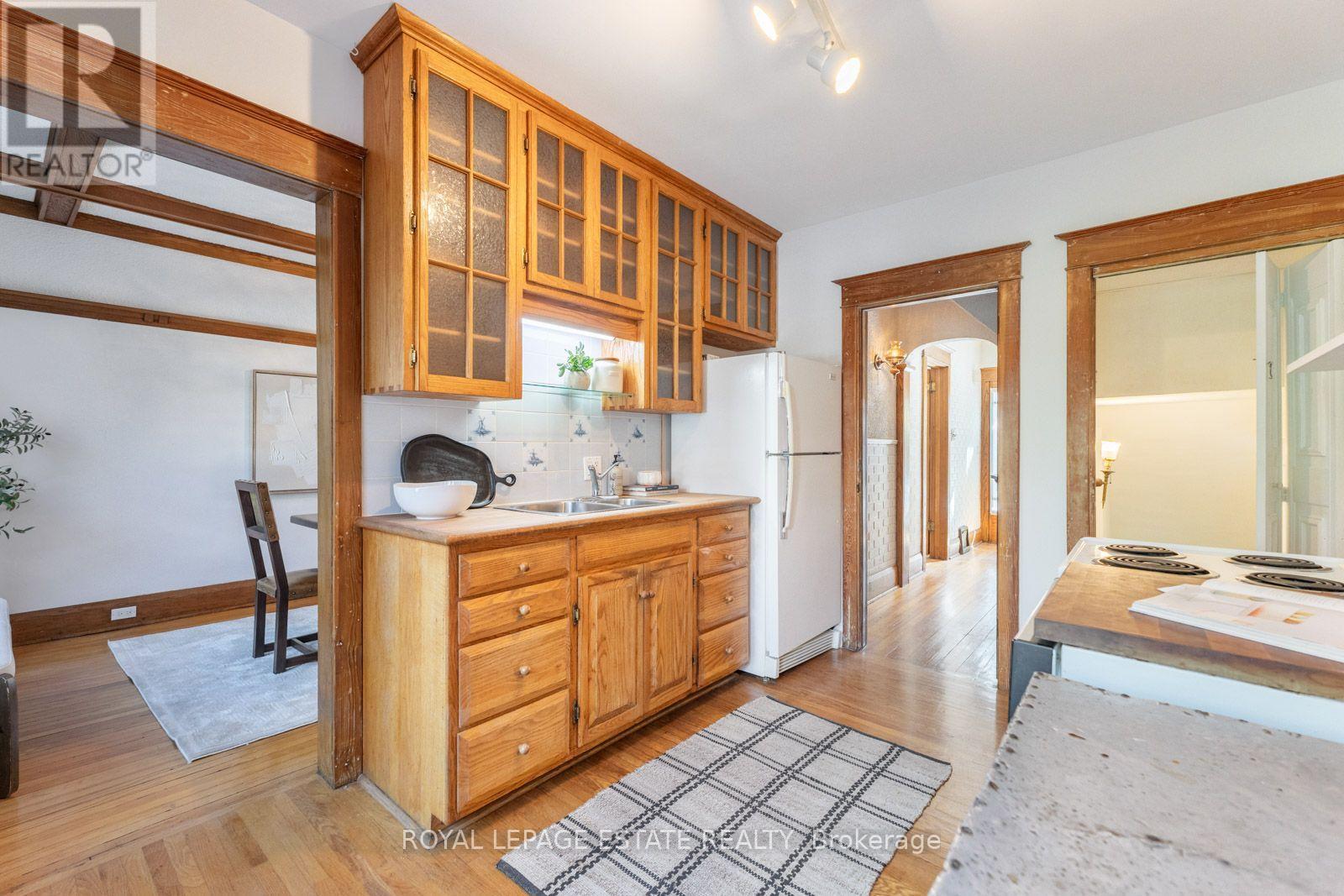 34 Bracken Avenue, Toronto, Ontario  M4E 1N5 - Photo 18 - E14107164