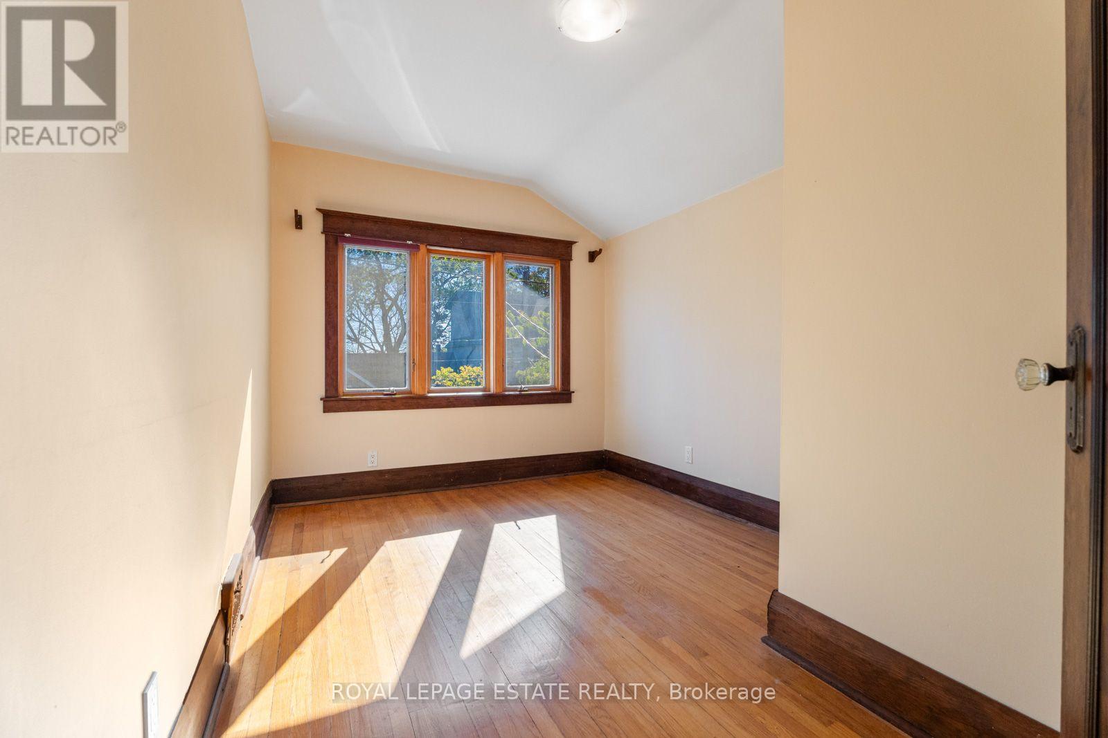 34 Bracken Avenue, Toronto, Ontario  M4E 1N5 - Photo 32 - E14107164