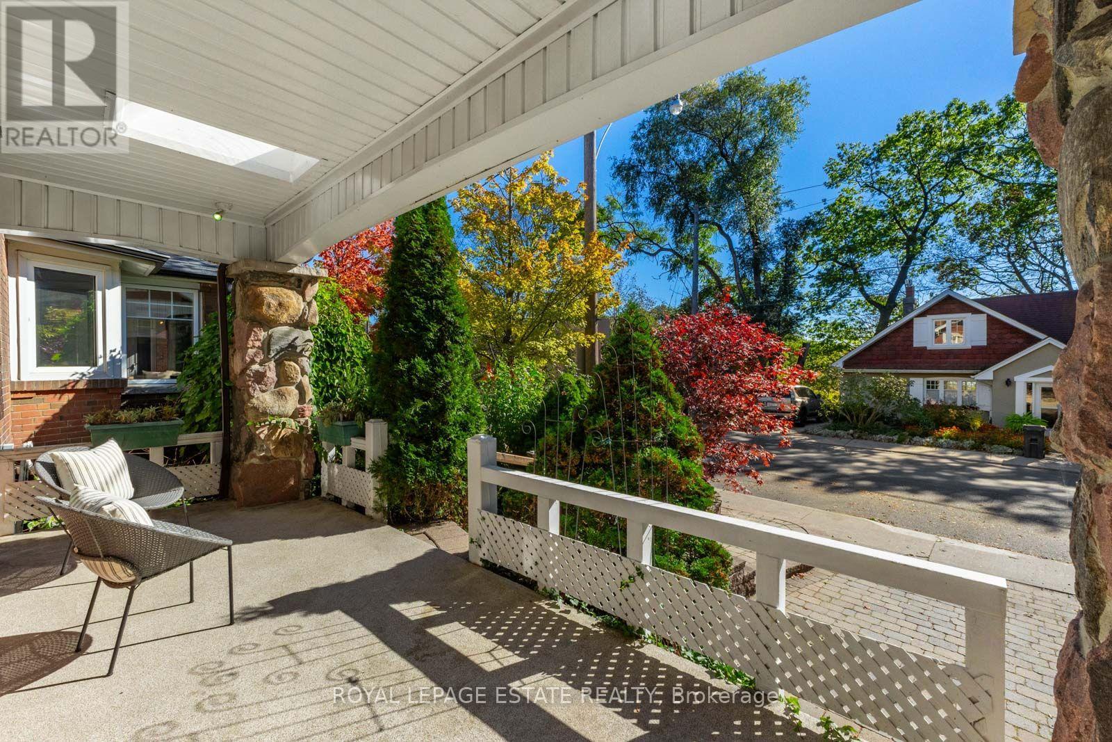 34 Bracken Avenue, Toronto, Ontario  M4E 1N5 - Photo 4 - E14107164
