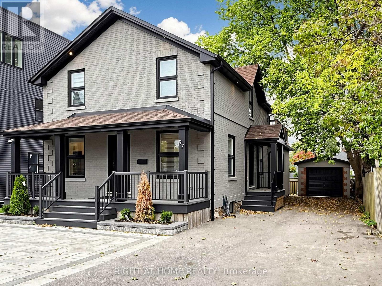 97 PARK ROAD N, Oshawa, Ontario
