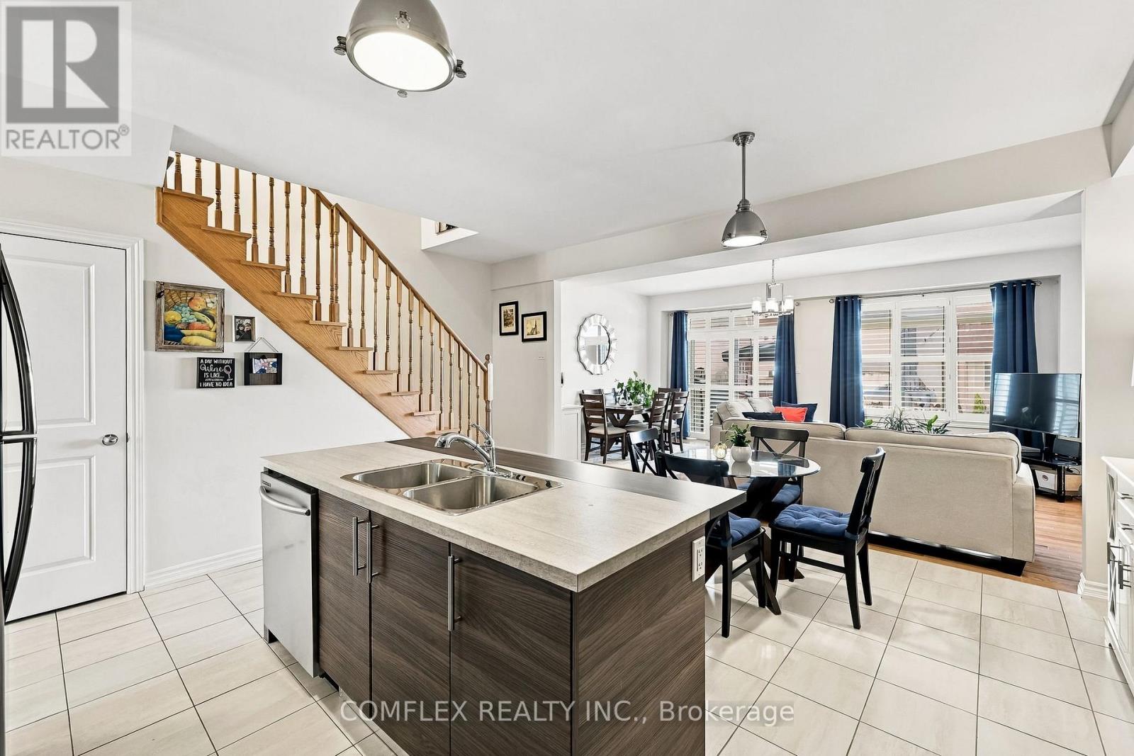 61 Lyle Drive, Clarington, Ontario  L1C 0V8 - Photo 14 - E14107260