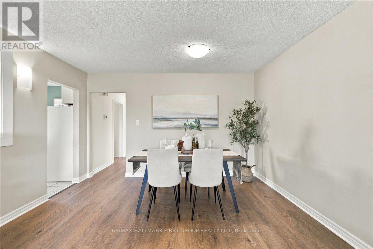 867 Chapleau Drive, Pickering (Bay Ridges), Ontario  L1W 1P6 - Photo 7 - E14107268