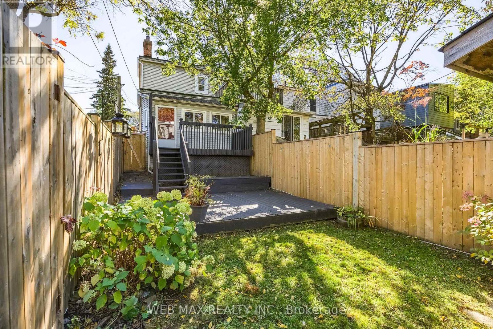 32 Aldergrove Avenue, Toronto, Ontario  M4C 1B2 - Photo 28 - E14107282