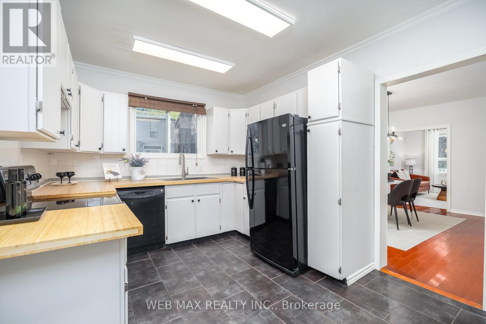 32 Aldergrove Avenue, Toronto, Ontario  M4C 1B2 - Photo 8 - E14107282