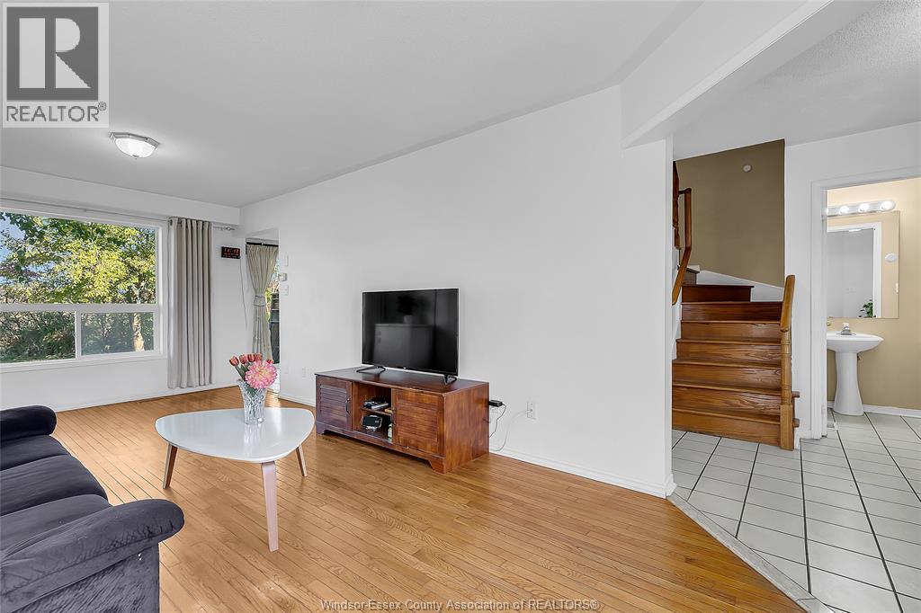 948 Lemonwood, Windsor, Ontario  N9G 2R6 - Photo 6 - 26026018
