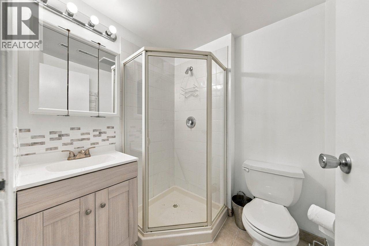 355 E 4th Street, North Vancouver, British Columbia  V7L 1J3 - Photo 30 - R3177726