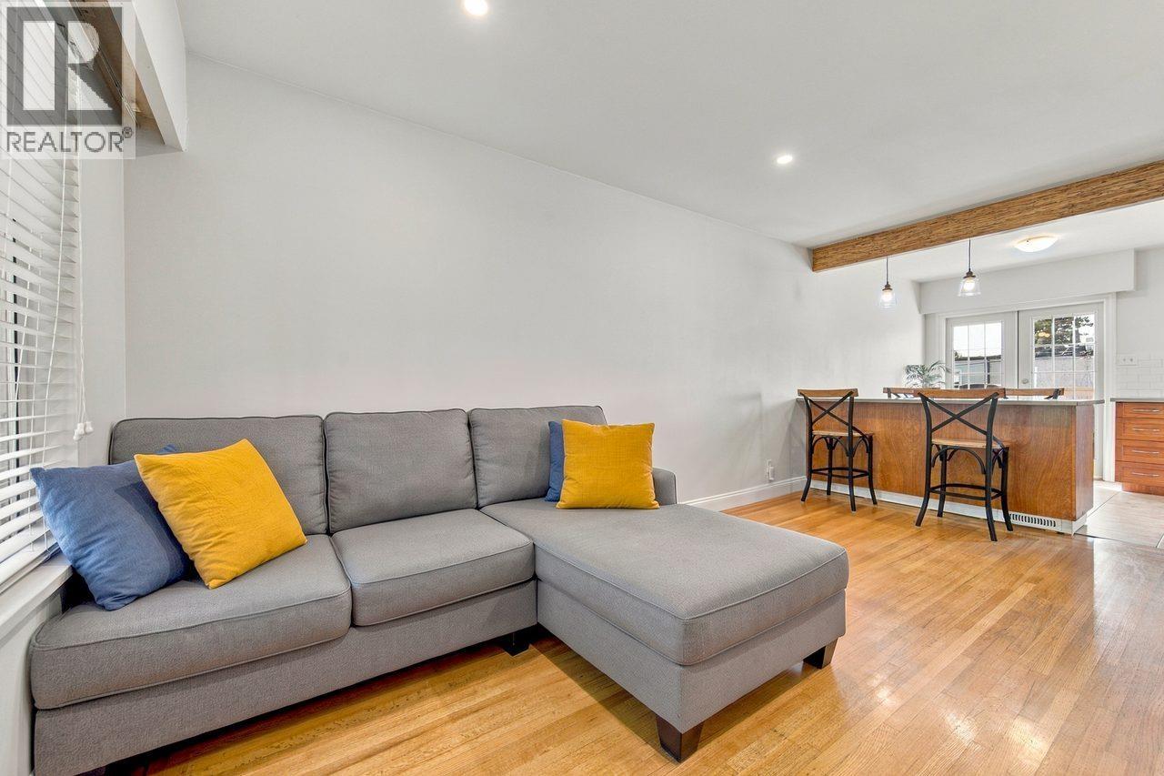 355 E 4th Street, North Vancouver, British Columbia  V7L 1J3 - Photo 7 - R3177726