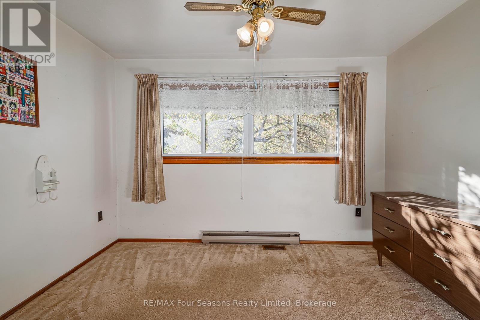26 Locke Avenue, Clearview (Stayner), Ontario  L0M 1S0 - Photo 18 - S14107280