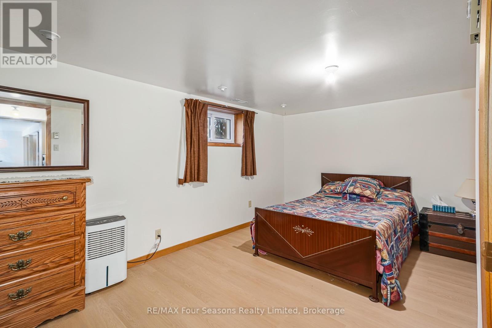 26 Locke Avenue, Clearview (Stayner), Ontario  L0M 1S0 - Photo 26 - S14107280