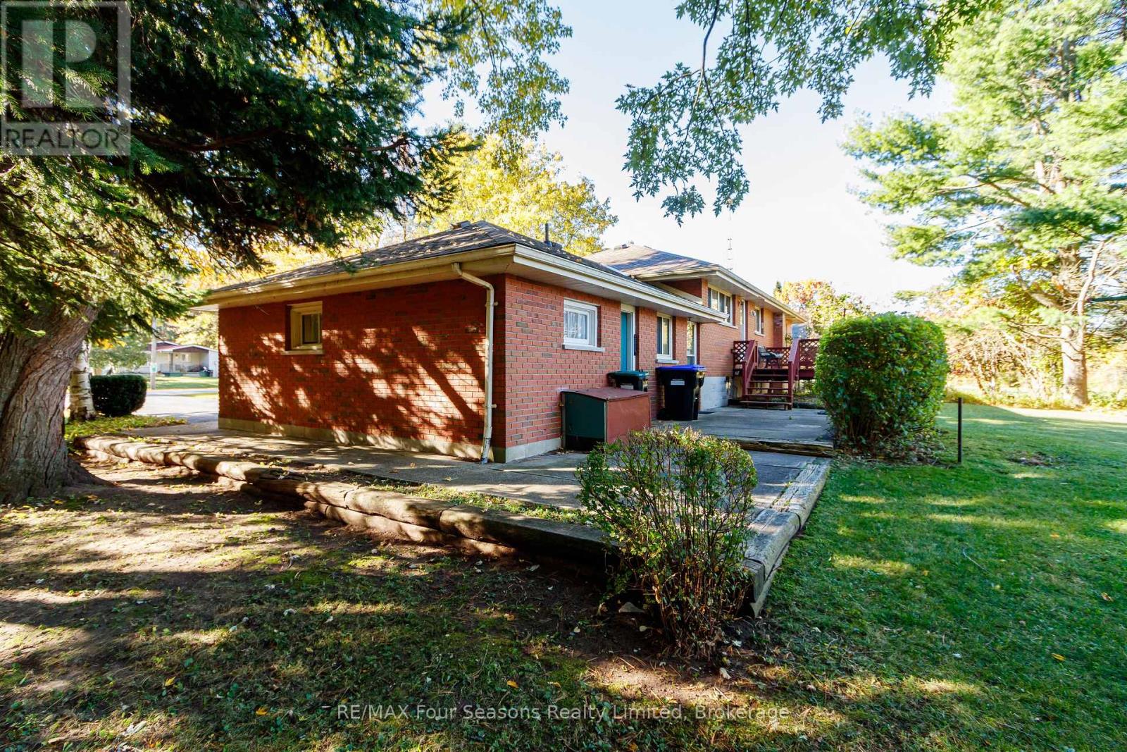 26 Locke Avenue, Clearview (Stayner), Ontario  L0M 1S0 - Photo 37 - S14107280