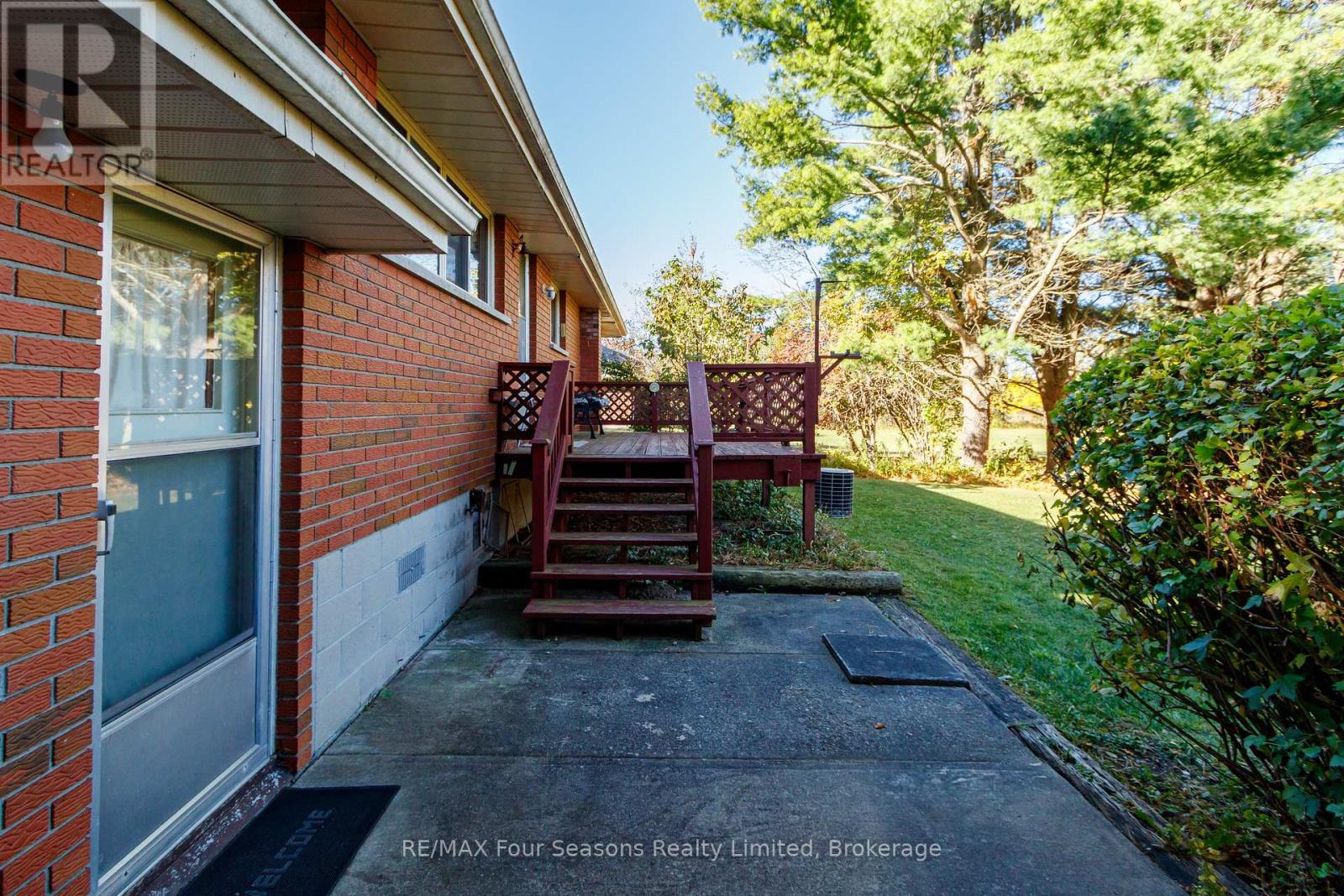 26 Locke Avenue, Clearview (Stayner), Ontario  L0M 1S0 - Photo 38 - S14107280