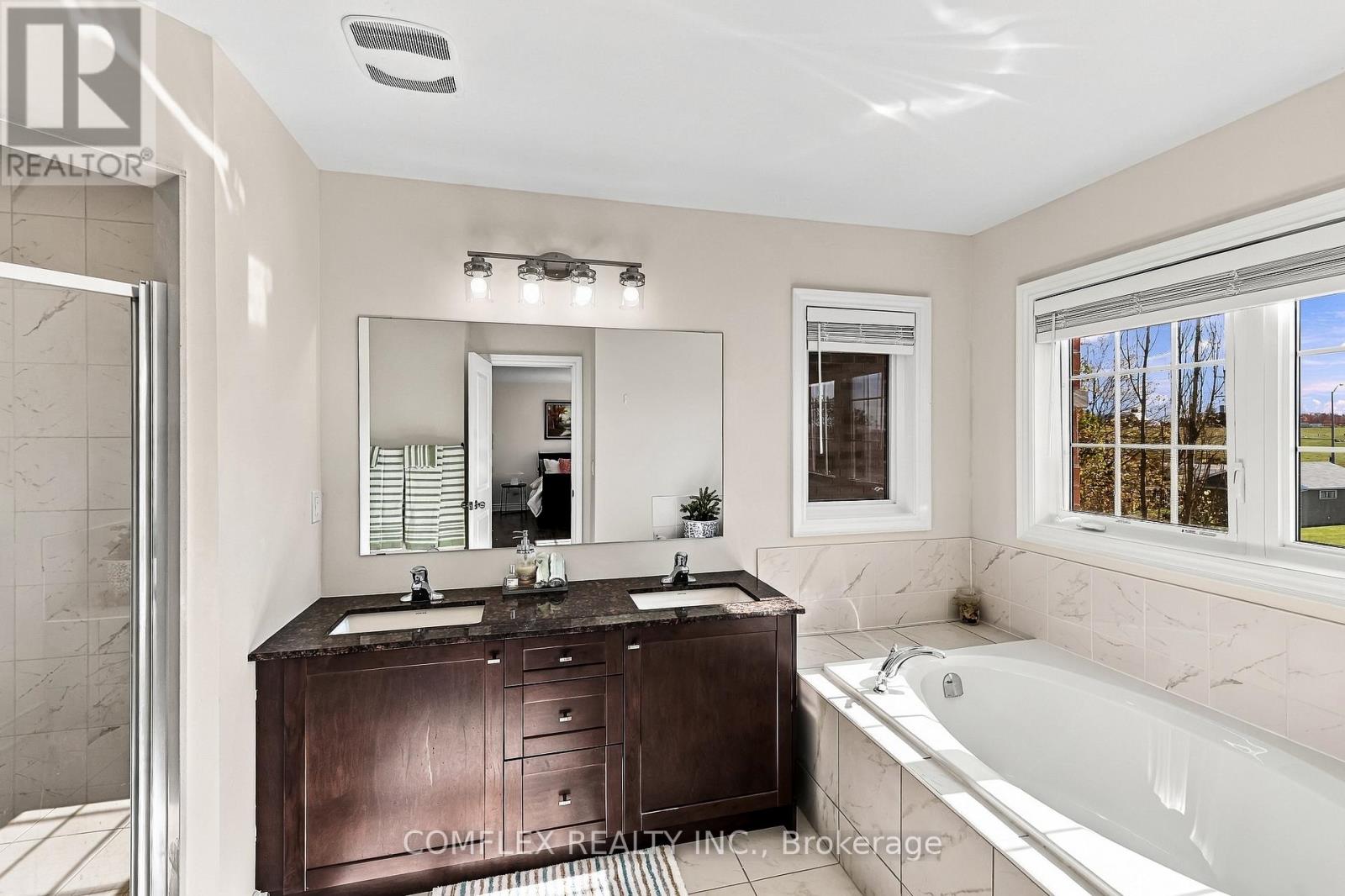 109 Cliff Thompson Court, Georgina, Ontario  L0E 1R0 - Photo 31 - N14107206