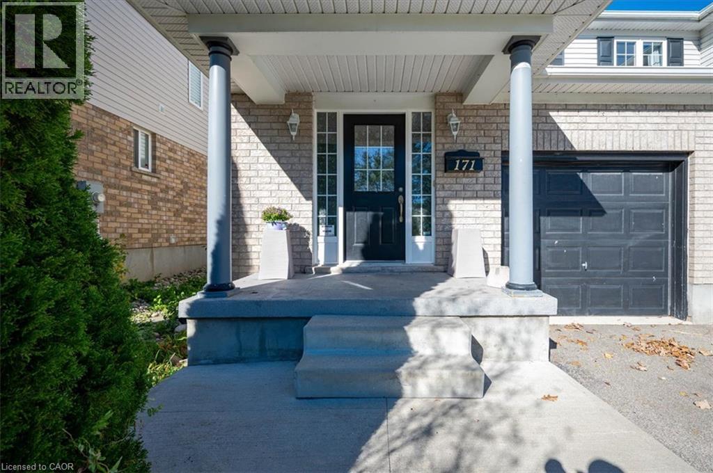 171 Sims Estate Drive, Kitchener, Ontario  N2A 0A6 - Photo 2 - 40873373