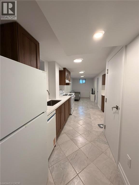 103 Mcanulty Boulevard, Hamilton, Ontario  L8H 3H3 - Photo 1 - 40873369