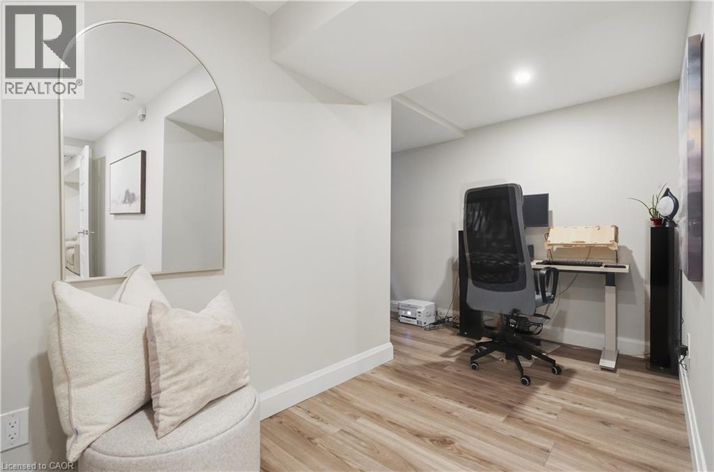 7 Rockhaven Lane, Waterdown, Ontario  L8B 0H7 - Photo 44 - 40872895