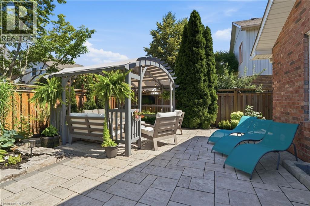 7 Rockhaven Lane, Waterdown, Ontario  L8B 0H7 - Photo 46 - 40872895