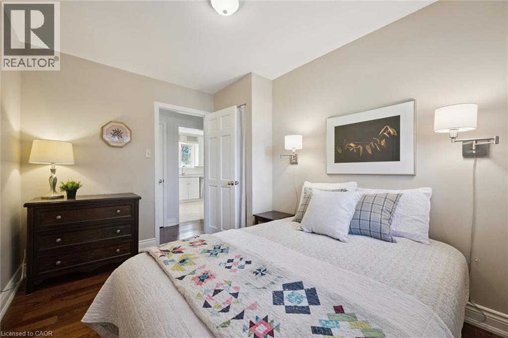 301 Martindale Crescent, Waterloo, Ontario  N2L 4M8 - Photo 16 - 40872268