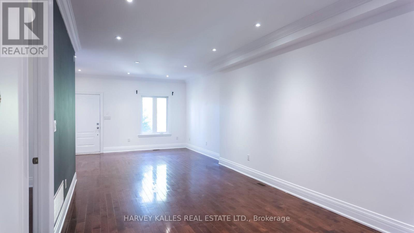 Main - 489 Lauder Avenue, Toronto, Ontario  M6E 3J3 - Photo 7 - C14091536