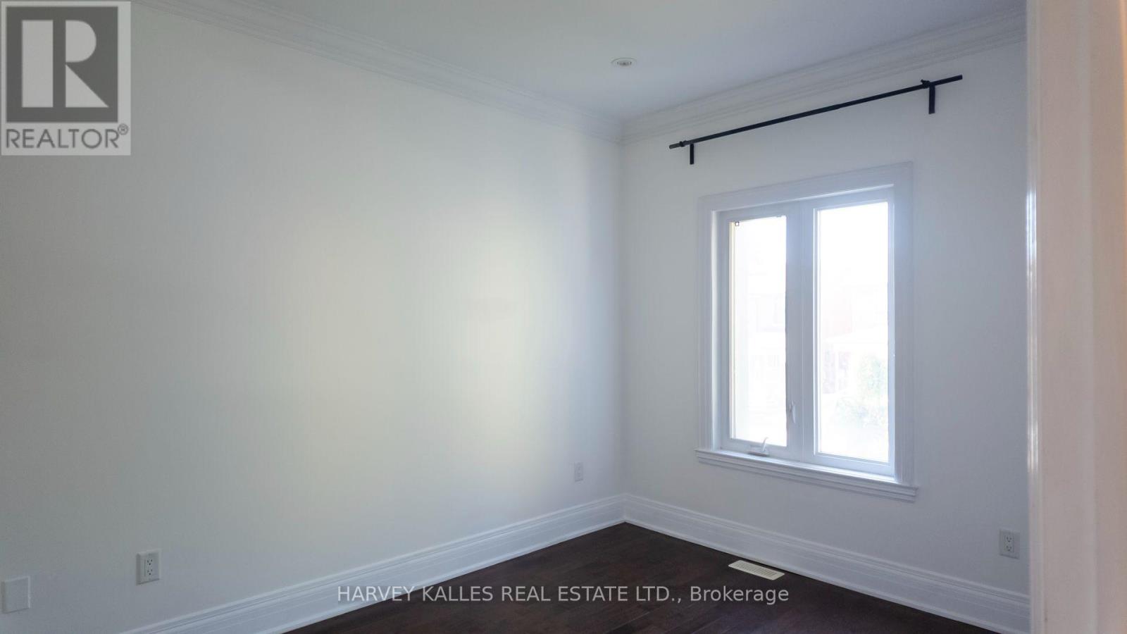 Main - 489 Lauder Avenue, Toronto, Ontario  M6E 3J3 - Photo 9 - C14091536