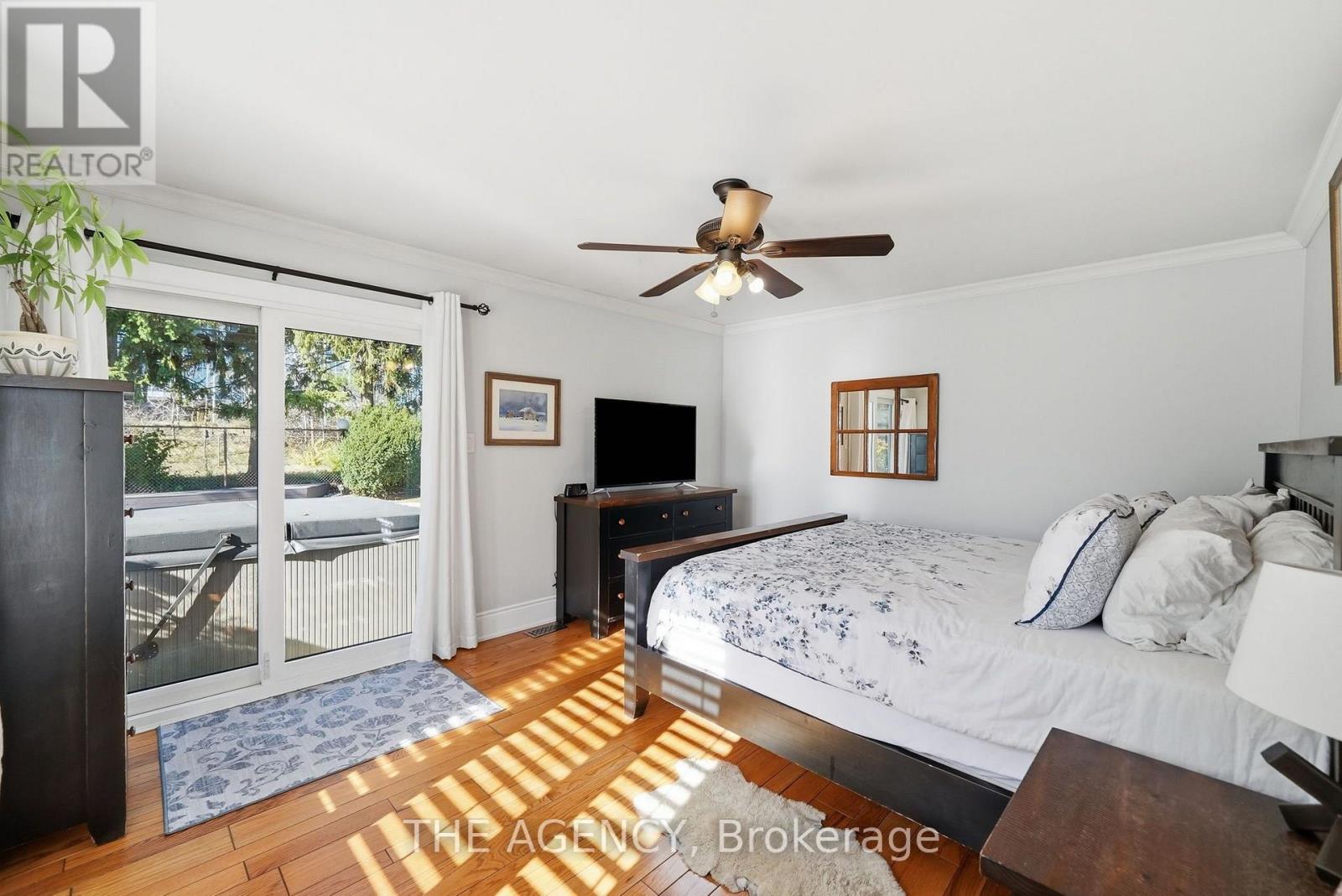 2101 Edinburgh Drive, Burlington, Ontario  L7R 2C7 - Photo 18 - W14107222