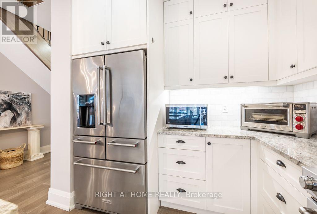 5 - 121 Lakeshore Road W, Oakville, Ontario  L6K 1E2 - Photo 10 - W14105644
