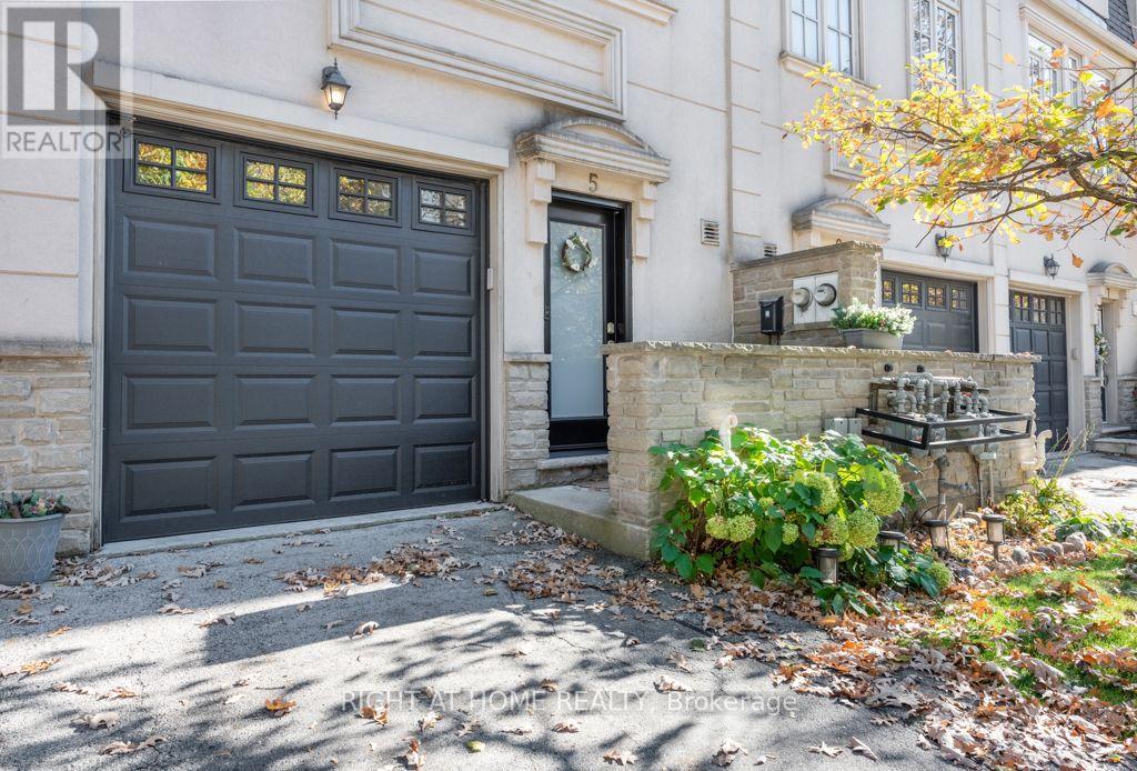 5 - 121 Lakeshore Road W, Oakville, Ontario  L6K 1E2 - Photo 5 - W14105644