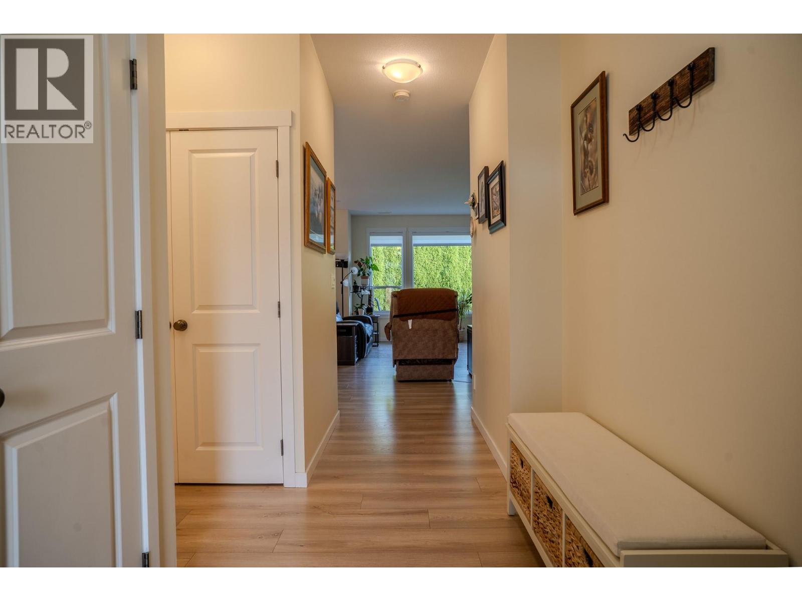 2620 Rosewood Avenue, Kamloops, British Columbia  V2B 0C4 - Photo 7 - 10402676