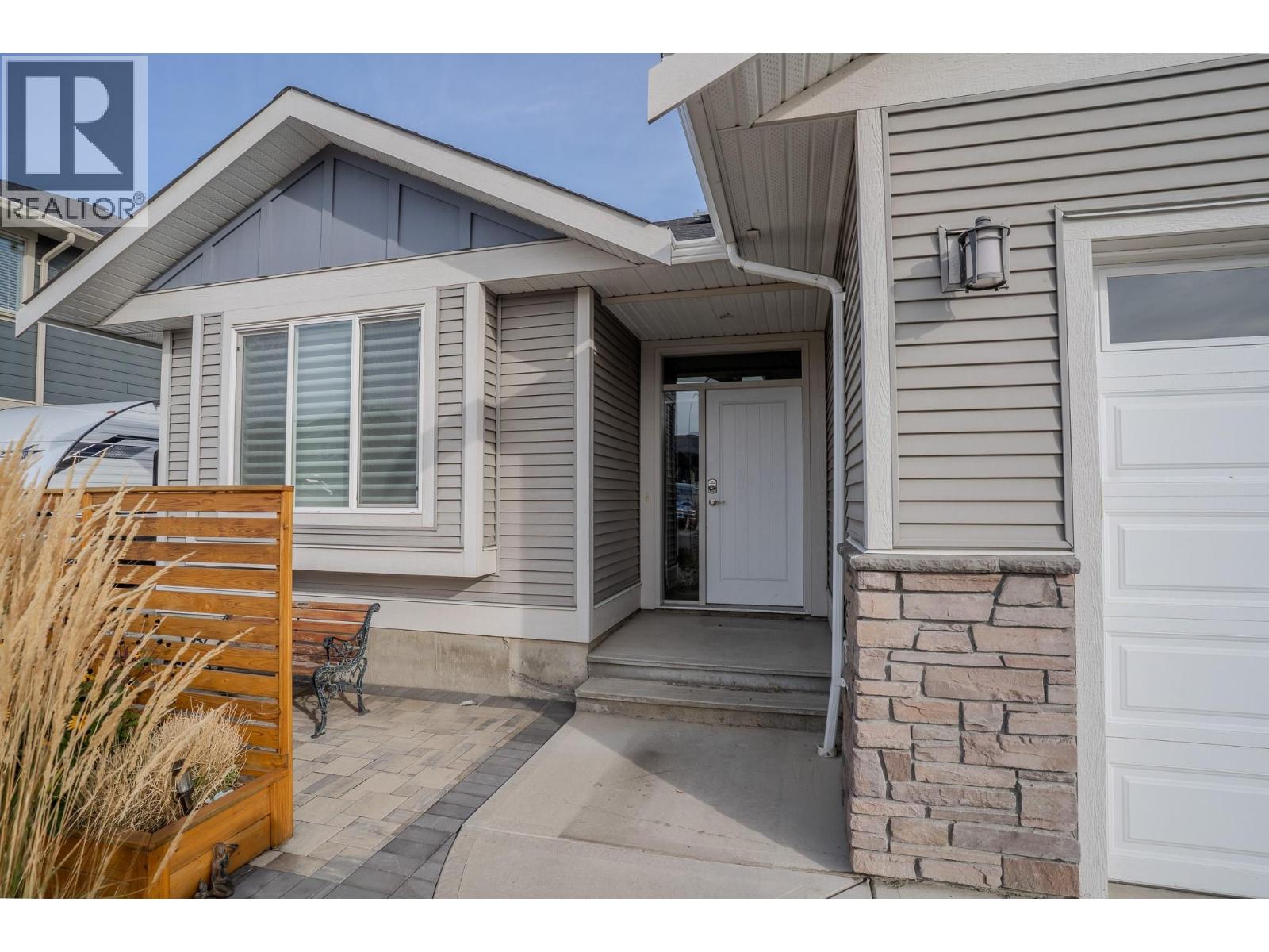 2620 Rosewood Avenue, Kamloops, British Columbia  V2B 0C4 - Photo 35 - 10402676