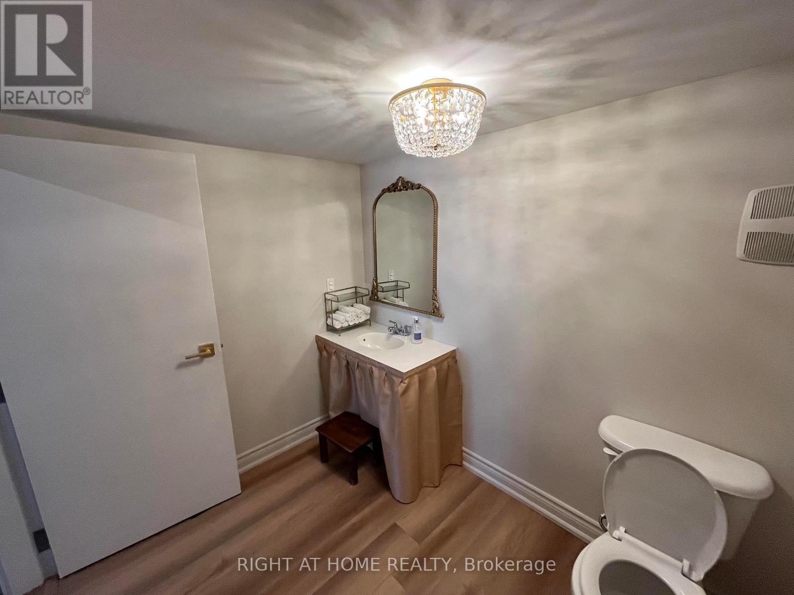 5 - 121 Lakeshore Road W, Oakville, Ontario  L6K 1E2 - Photo 45 - W14105644