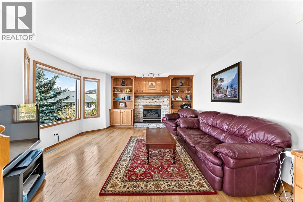 127 Edgebrook Circle Nw, Calgary, Alberta  T3A 5A4 - Photo 15 - A2352502