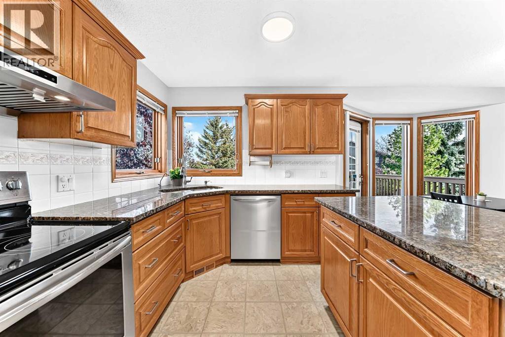 127 Edgebrook Circle Nw, Calgary, Alberta  T3A 5A4 - Photo 14 - A2352502