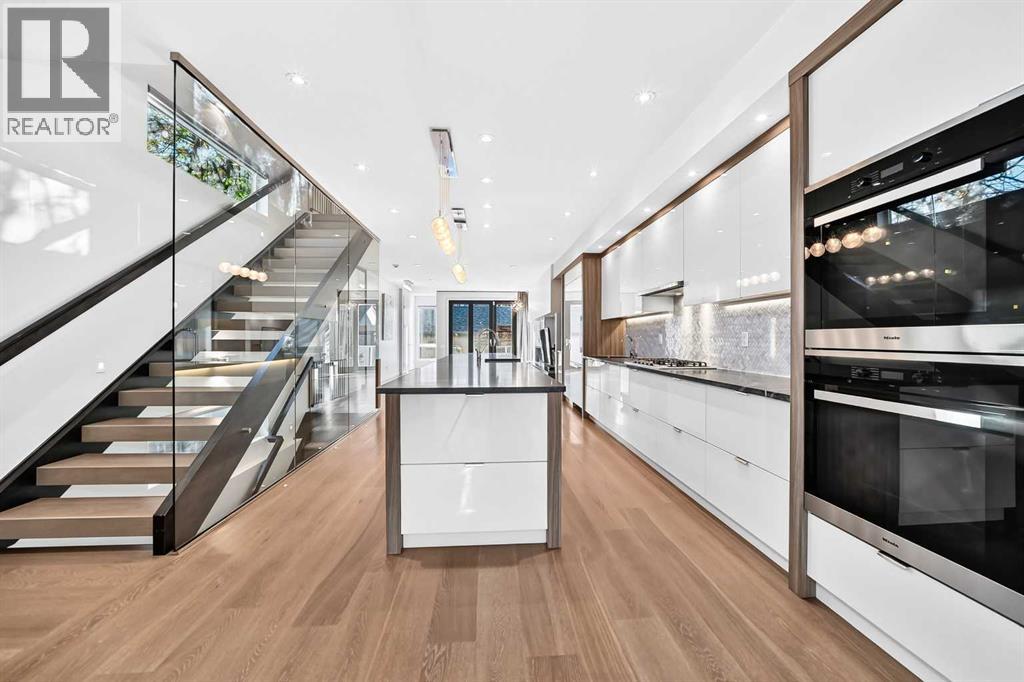 1743 8 Avenue NW, Calgary, Alberta  T2N 1C5 - Photo 4 - A2353496