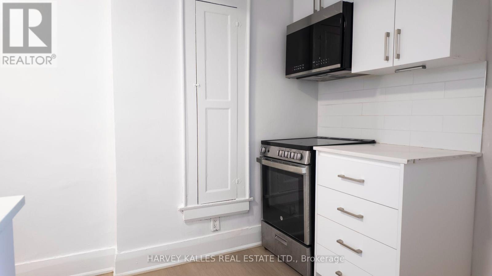 2 - 316 Lonsdale Road, Toronto, Ontario  M4V 1X4 - Photo 3 - C14031652