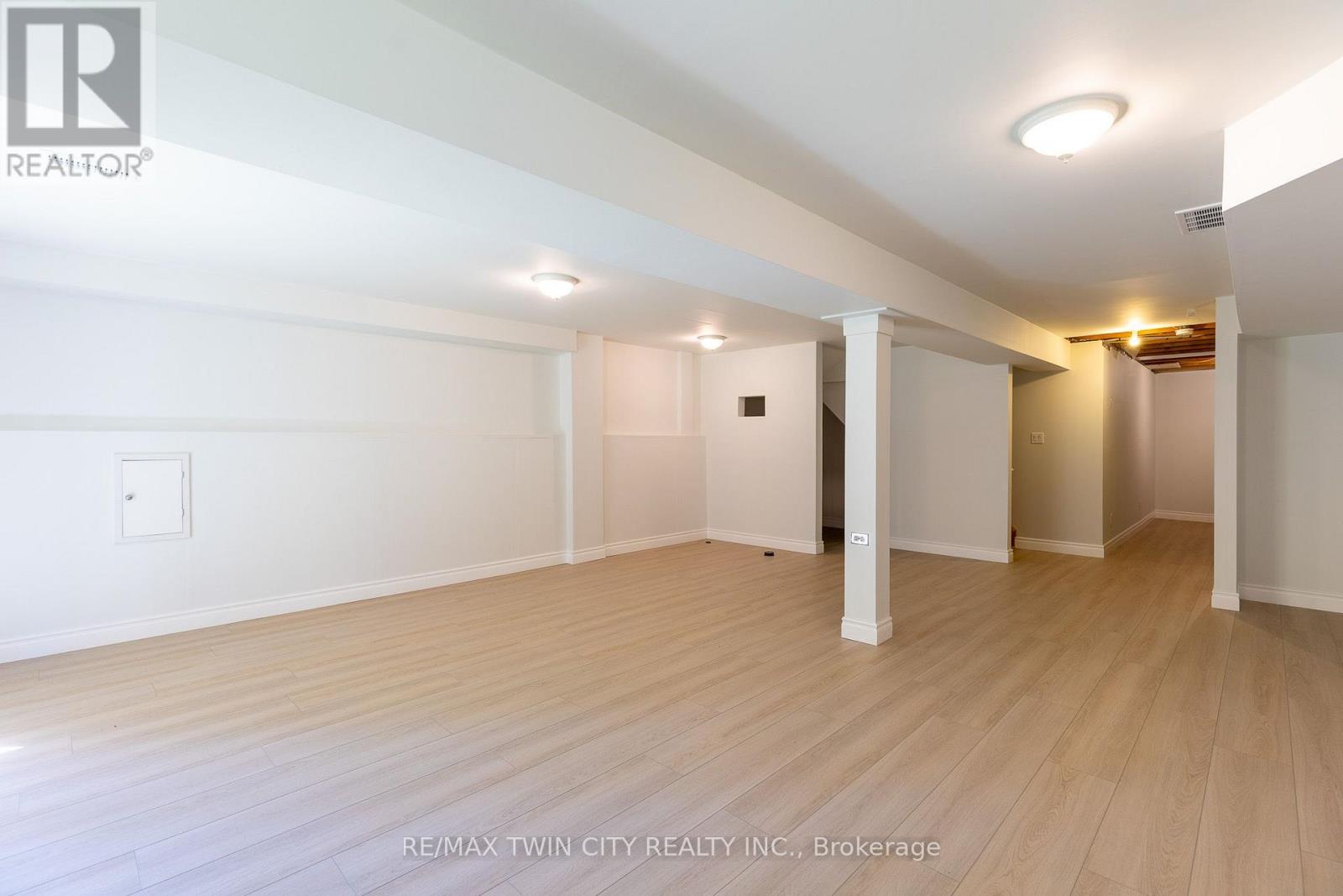 569 Violet Street, Waterloo, Ontario  N2V 2T8 - Photo 27 - X13518228