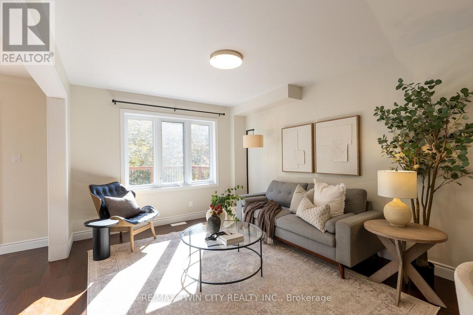 569 Violet Street, Waterloo, Ontario  N2V 2T8 - Photo 8 - X13518228