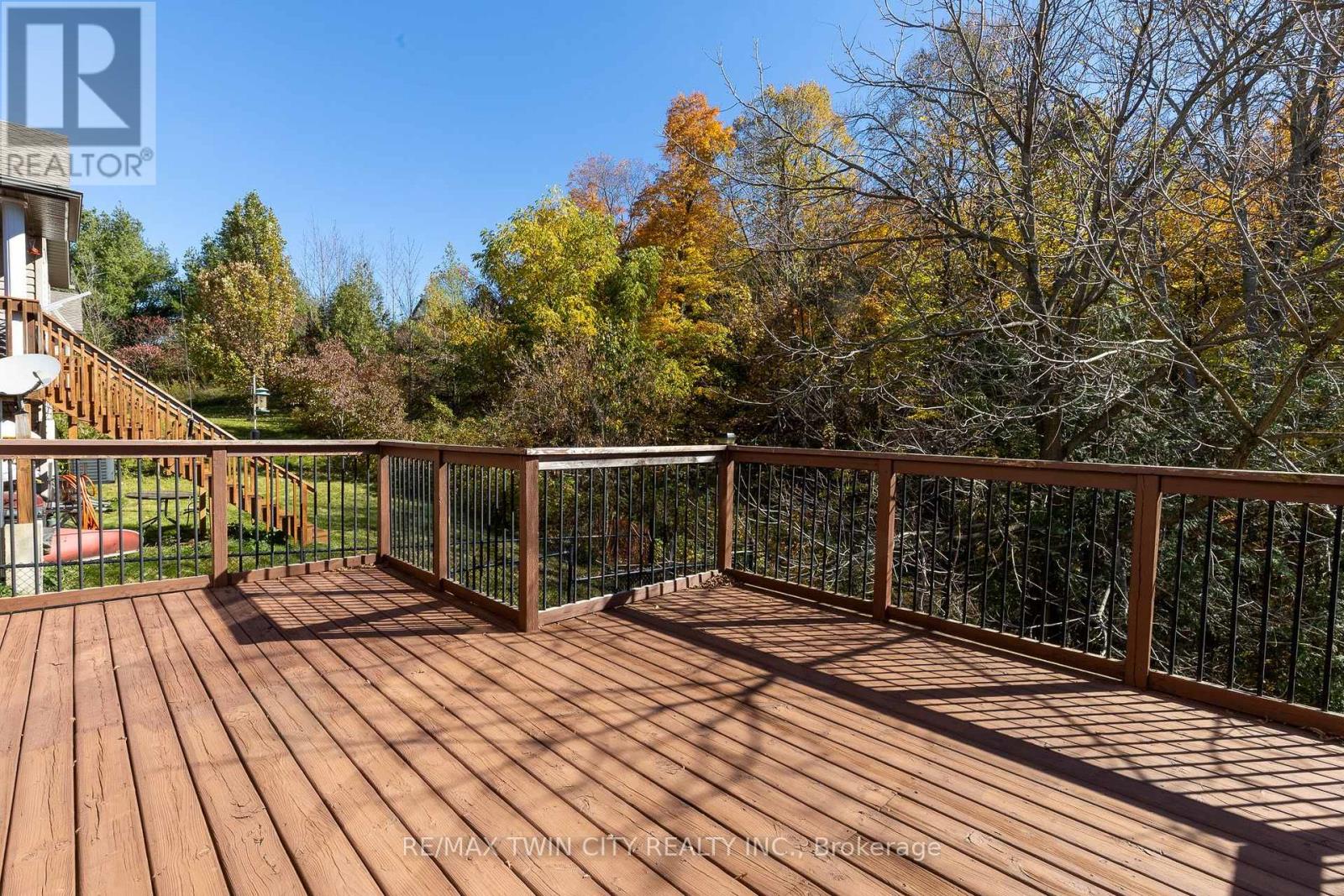 569 Violet Street, Waterloo, Ontario  N2V 2T8 - Photo 33 - X13518228