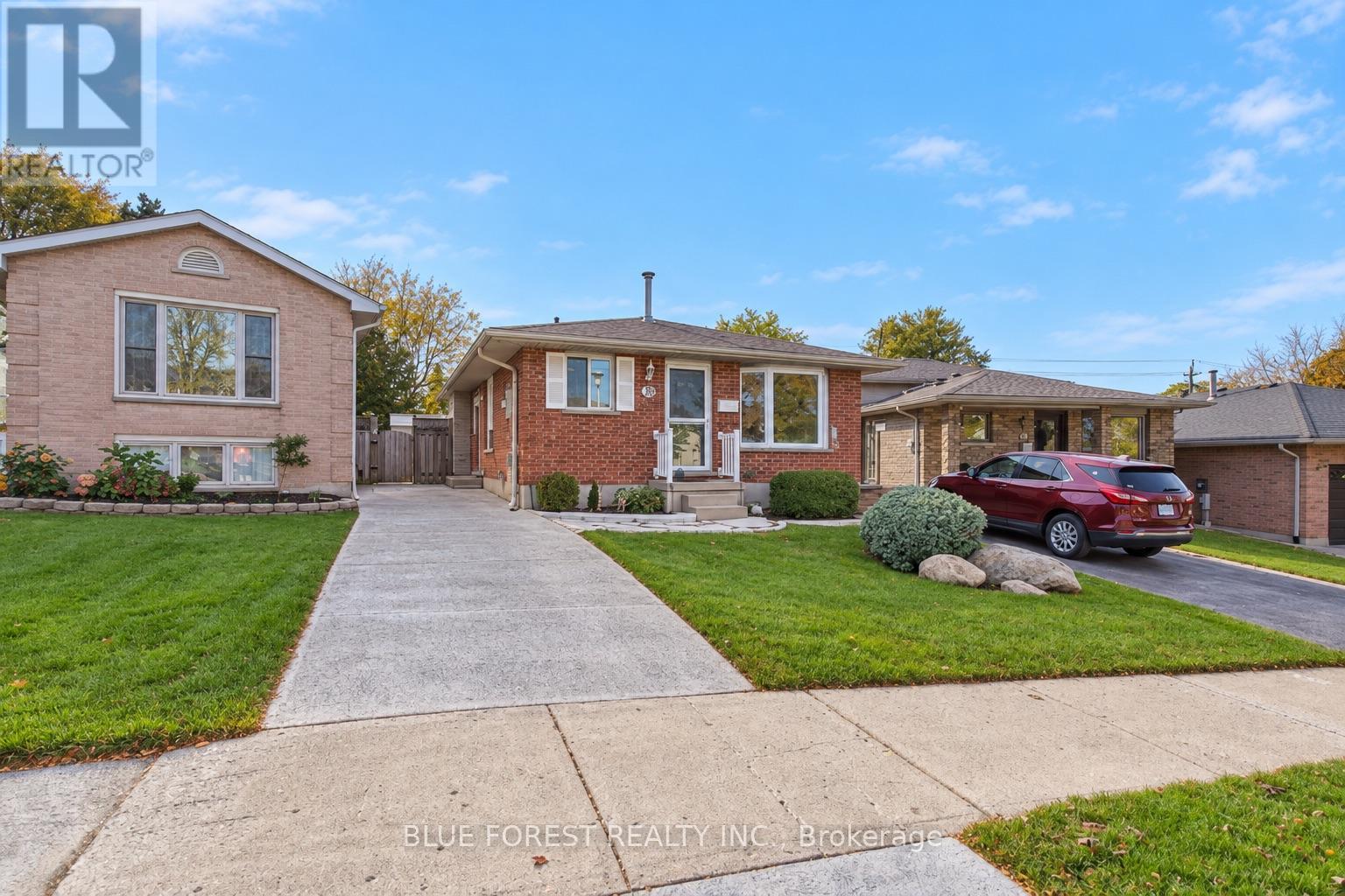 39 GERALD CRESCENT, London South, Ontario