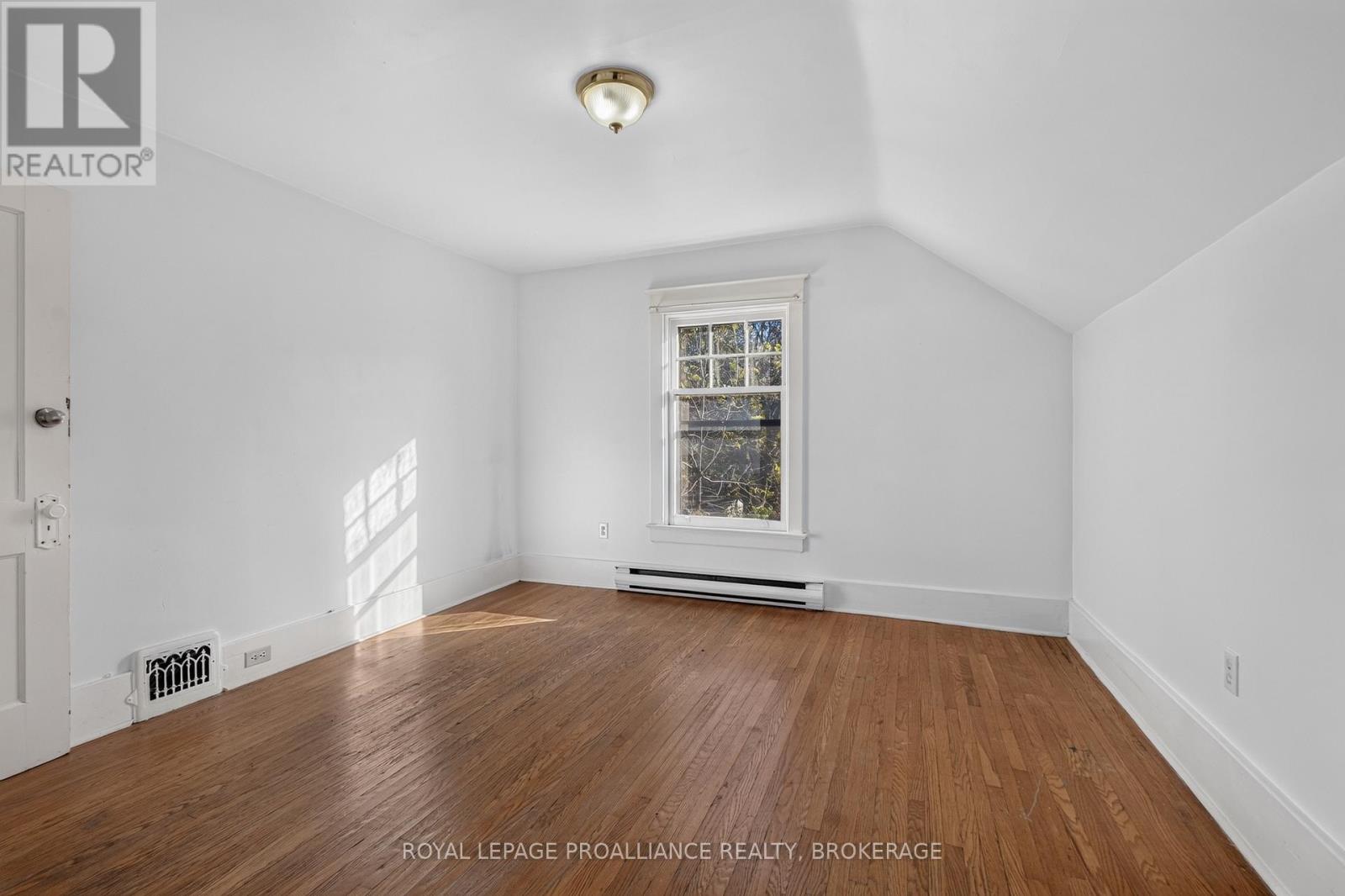 558 Brock Street, Kingston, Ontario  K7L 1V2 - Photo 19 - X14102600