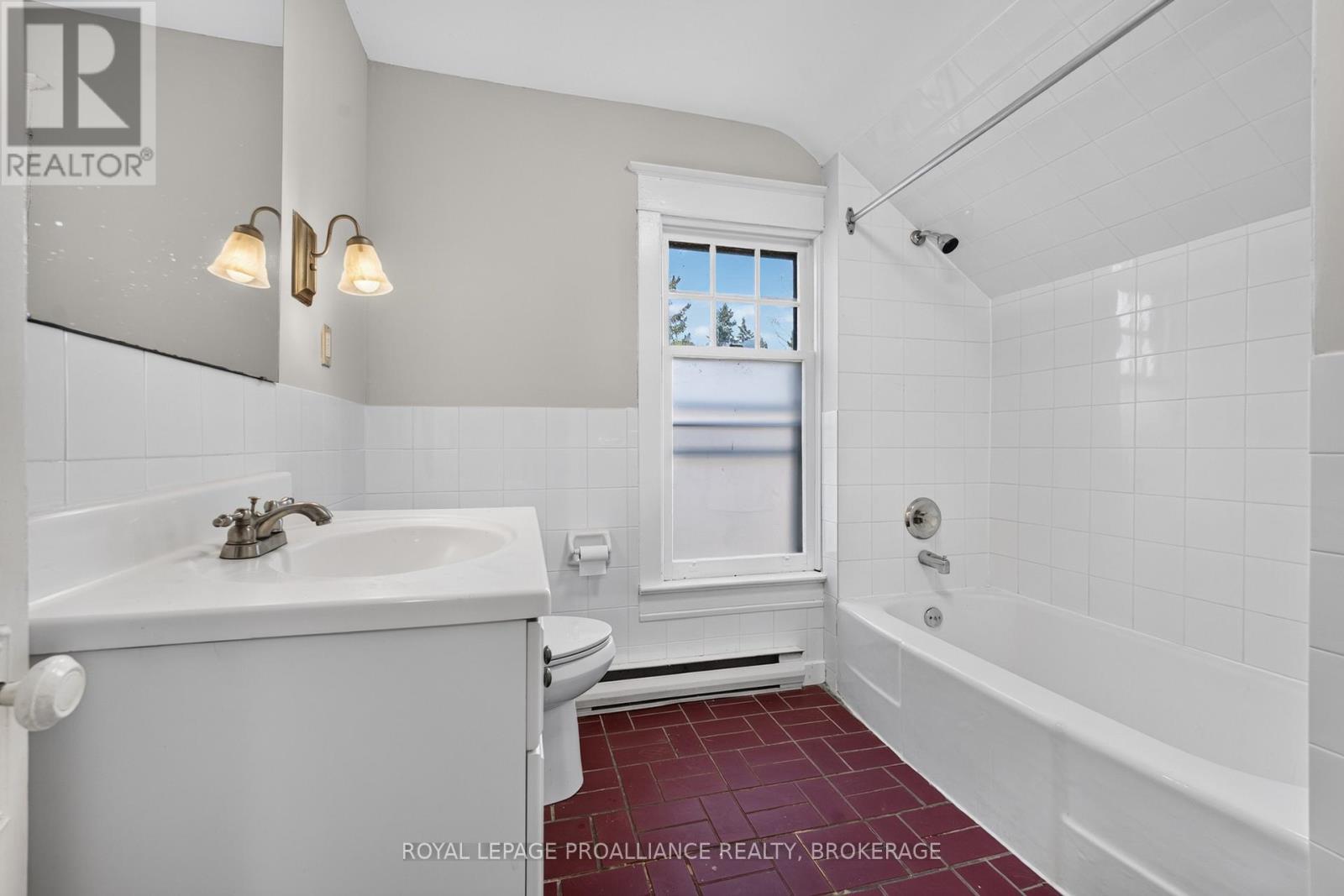 558 Brock Street, Kingston, Ontario  K7L 1V2 - Photo 17 - X14102600