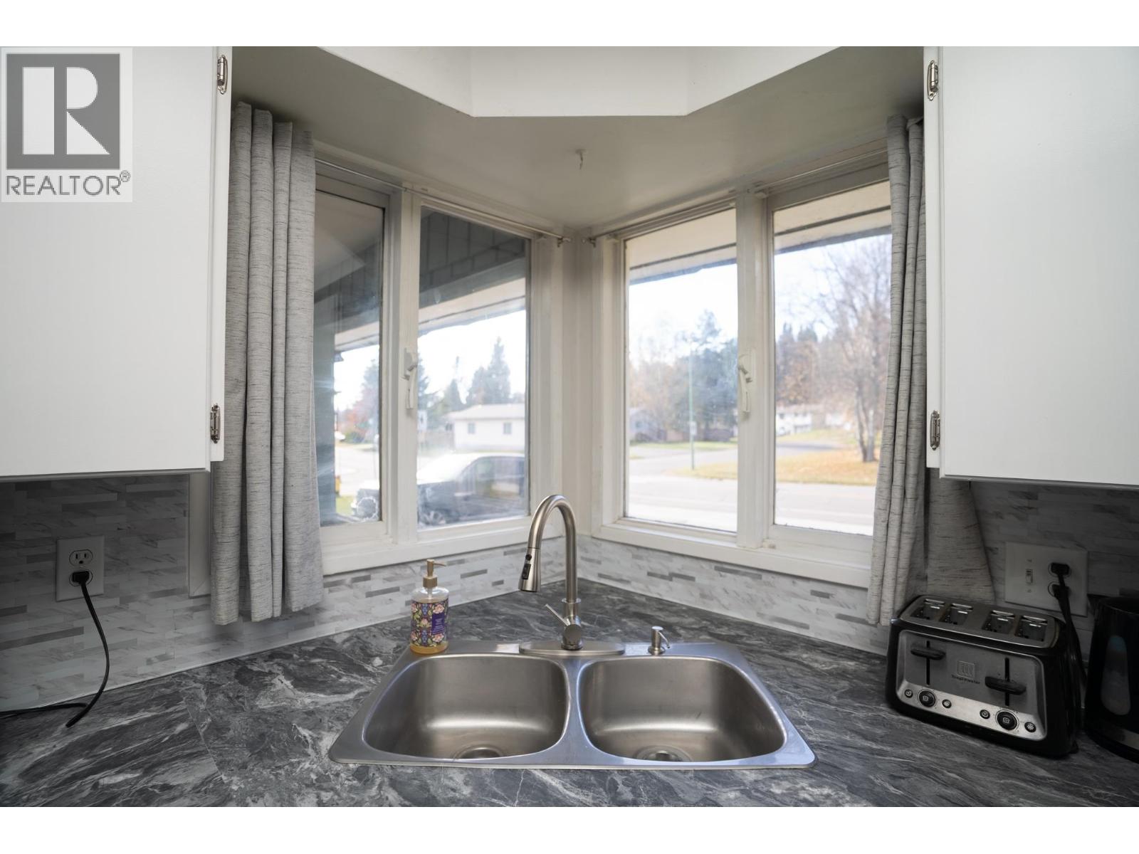 5590 Simon Fraser Avenue, Prince George, British Columbia  V2N 2C2 - Photo 9 - R3177732