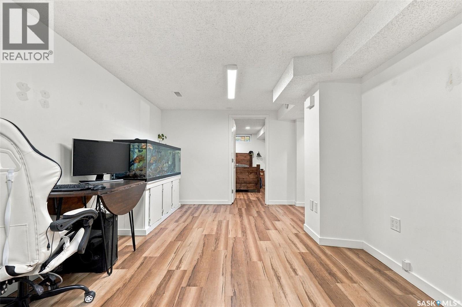 2237 Albert Avenue, Saskatoon, Saskatchewan  S7J 1K1 - Photo 32 - SK051734